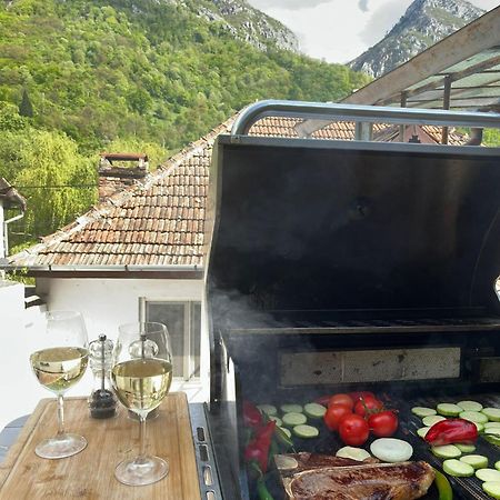 Gasthaus Vld Hotell Băile Herculane Eksteriør bilde